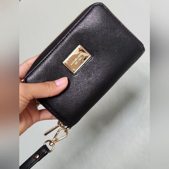 🌸Michael Kors Small Black Leather Wristlet Wallet - Picture 2 of 6
